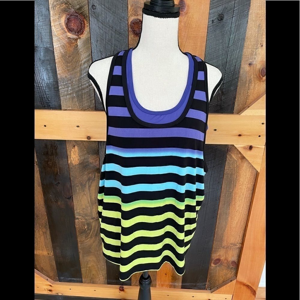 PRO PLAYER connected 2 piece yoga style top, sz L